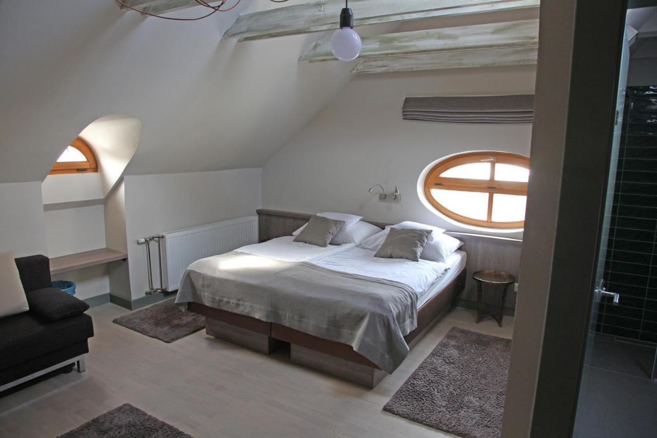 Hotel Portré Panzió Kőszeg Esterno foto
